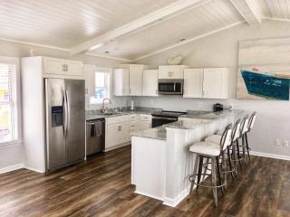 All Marshed Up - 1 block to Beach & Spectacular Marsh View - Surf City - 9