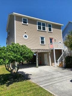 All Marshed Up - 1 block to Beach & Spectacular Marsh View - Surf City - 2