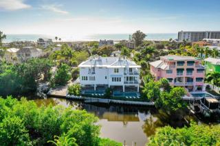 Dry Dock - Siesta Key - 7