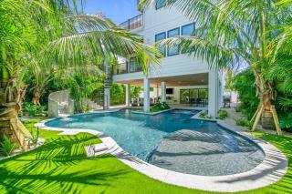Vitamin Sea - Sarasota - 9