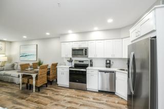 Island Time East - 5