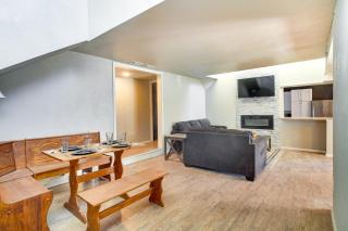 Updated Buffalo Springs House on the Lake! - - 9