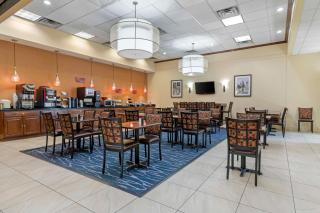 Best Western Plus Augusta Civic Center Inn - Augusta - 9