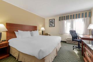 Best Western Plus Augusta Civic Center Inn - 7