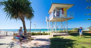 Beach Life - Luxe beachfront Apt - 1