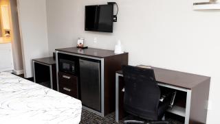 Magnuson Hotel Virginia Beach - 7