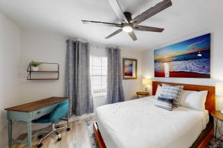 Peaceful Hideaway - Upstairs Unit B - Galveston - 1