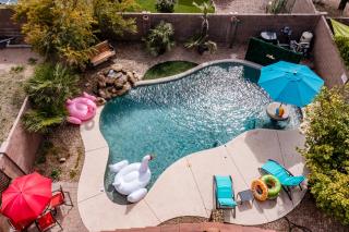 Chic Poolside Oasis - Karaoke - BBQ - Games - Phoenix - 0