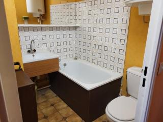 Appartement cosy 4 pers, jardin privé, accès direct plage, proche commerces, parking inclus - FR-1-465-95 - Merville-Franceville-Plage - 2