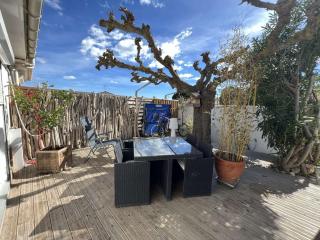 Maison avec Piscine Privée, Proche Plage et Commerces, Jardin et Terrasse, 6 Pers - FR-1-701-61 - 5