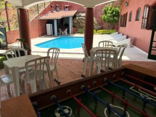 Cantinho da Vó Lena Casa Familiar com 4 Suítes, Piscina e Lazer em Lindóia - 8