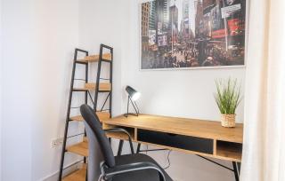 Beautiful Apartment In El Campello - El Campello - 3