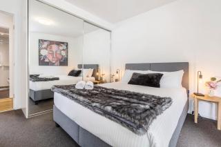 In the heart of Richmond - 1693 - 4