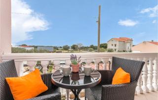 Cozy Apartment In Biograd Na Moru - 9