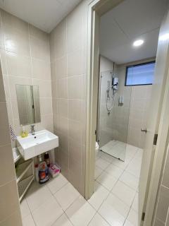 Central of Sunway Town; 8 PAX - 8
