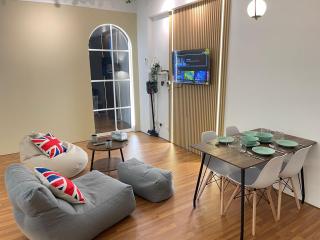 Central of Sunway Town; 8 PAX - 5