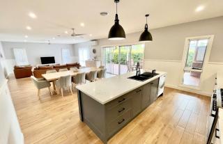 Classic Contemporary Beach Beauty - Inverloch - 4