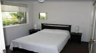 Norfolk Grove Apartment - Hosted by Burleigh Letting - Gold Coast - 5
