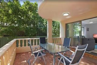 Salerno - Hosted by Burleigh Letting - Gold Coast - 8