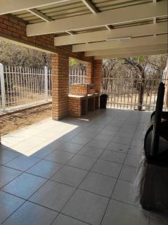 Ingwe House - Marloth Park - 1