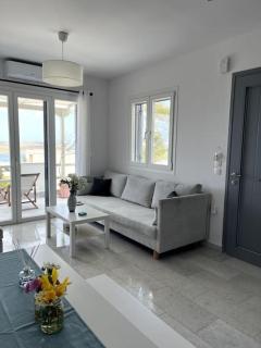 Minimal Blue Apartment with Sunset View in Paros - Parikia - 4