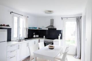 White Wave Villa, 3min walk from beach - 7