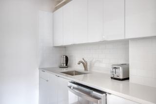 Allston 2br nr Boston U Green Line BOS-824 - 3