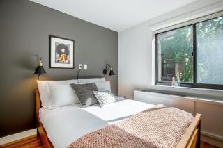 Chelsea 1BR w Balcony Gym Doorman NYC-162 - Nova Iorque - 4