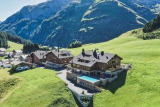 AlpenParks Hotel & Apartment Arlberg Warth mit Pool - Warth am Arlberg - 9