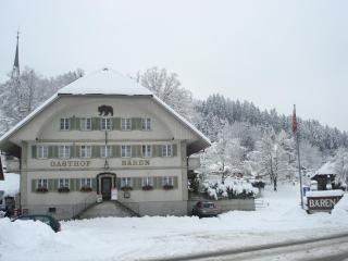 Hotel Garni Bären Rüegsau - 1