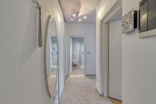 Apartment Burle with Balcony - 4