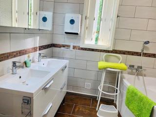 Magnifique F3 lumineux avec terrasses, climatisation, garage et WiFi à Amélie-les-Bains - FR-1-703-81 - Amélie-les-Bains-Palalda - 4