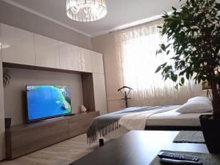 VIP Квартира Подобово Центр, 2 кімнати, Смарт ТВ, Документи - Riwne - 5