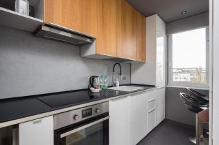 Arte Praga Koneser Apartment by BookingHost - Warschau - 1