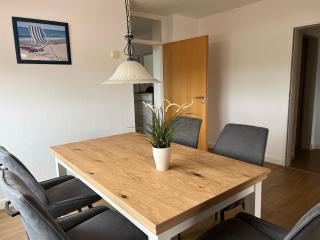 Hallenbad Wohnung - Neuharlingersiel - 1