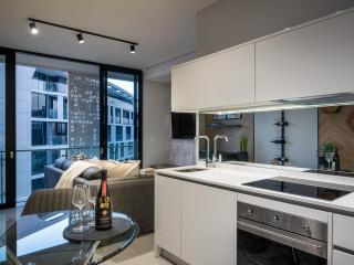 eKhaya at Ellipse Waterfall City - Midrand - 8