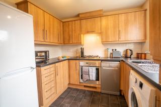 Saltbox Stays - 3 Bed with off-street parking, fast Wifi, sleeps 7, Central location - Ashby de la Zouch - 7