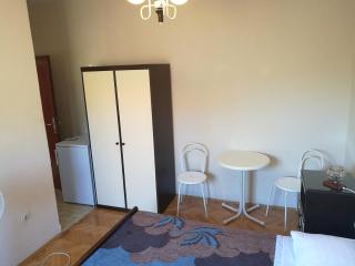 Apartments Čorkalo - Tisno - 3