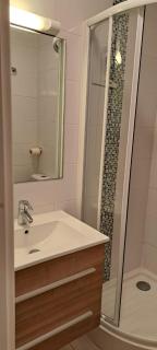 Le Cap d'Agde, Beija Flor, très proche village naturiste, 2 mn à pied, un coin de détente dans la pinède, WIFI GRATUIT - 4