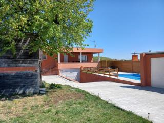 Piscina de sal Barbacoa Wifi, Parking Gratis, 3 min PGA Casa El Roble - Girona - 4