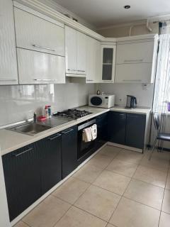 ВІП квартира в новобудові в центрі міста - Rivne - 2