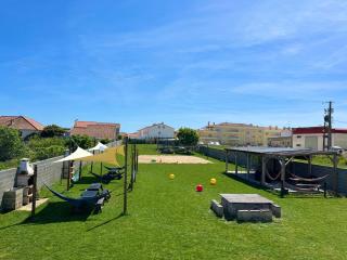 W.H.House - Atouguia da Baleia - 0