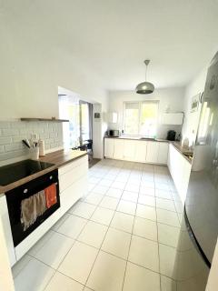 Wilkasy- Giżycko Przestronny apartament nad jeziorem Tajty - 120 m2 tylko dla Ciebie - 1