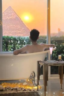 Jacuzzi pyramids view - Il Cairo - 2