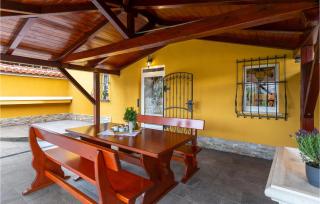 Nice Home In Cernik With Kitchen - Cernik - 9