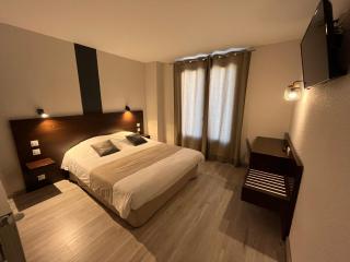 Hôtel Restaurant Prunières - Aumont-Aubrac - 9