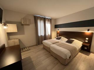 Hôtel Restaurant Prunières - Aumont-Aubrac - 8
