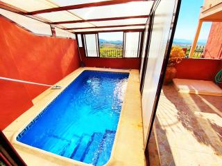 Vivienda de estilo rústico con piscina LA GRANÁ - 9