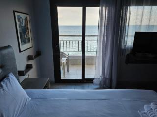 Studio Just On The Beach - Paralia Katerinis - 3