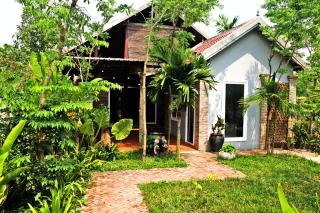 Urban Farmhouse - 1